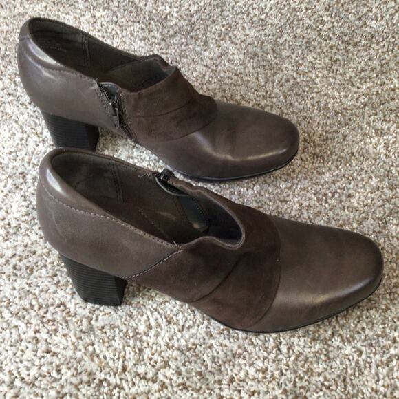 Clarks bootie size 9 66716 - Picture 1 of 10